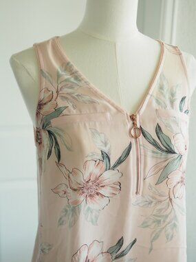 Candie's Pink Floral Sleeveless Rose Gold Zip Front Blouse Top Size Small